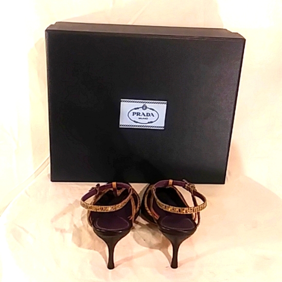 🔥 NWT Prada Black/Snake Skin Leather Kitten Heels - Picture 7 of 11